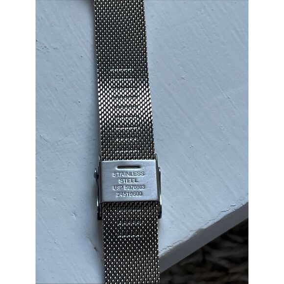 Skagen SKW2400 Silver Dial Stainless Steel Multifunction Women's Watch - Picture 5 of 10